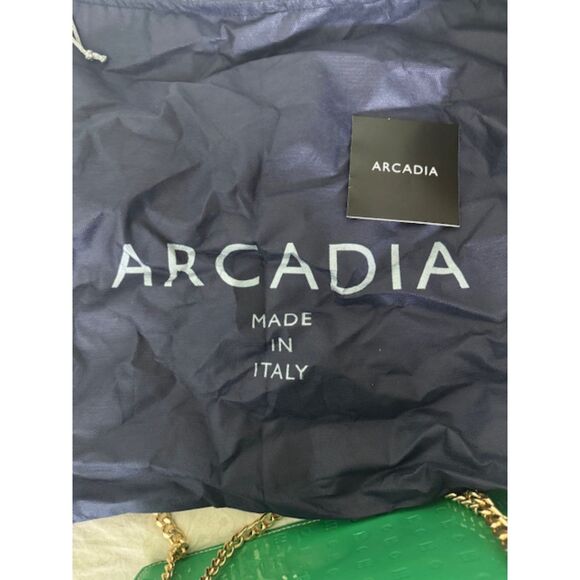NWOT Arcadia Gianna Green Embossed Patent Leather, made in Italy. - Picture 7 of 12